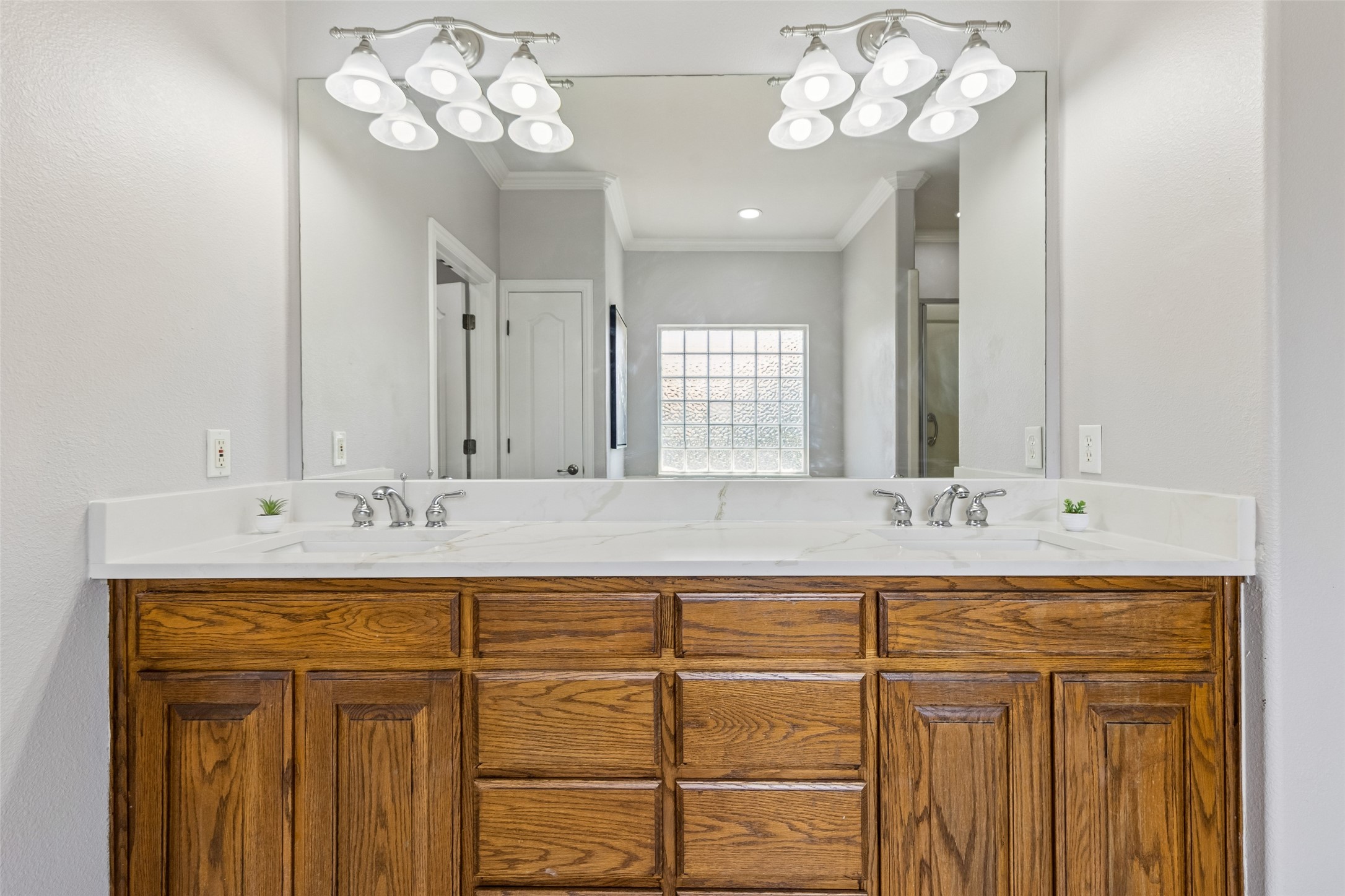 2105 Wood Duck Lane Granbury TX 76049