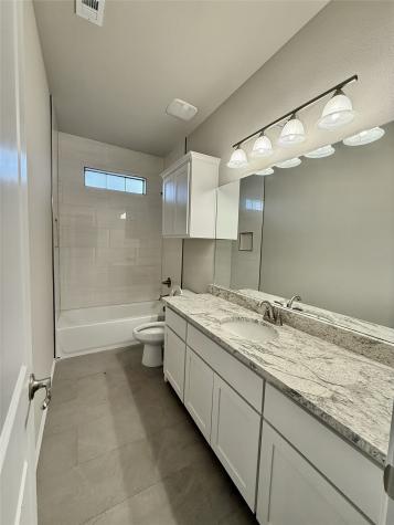 1203 Anthony Gainesville TX 76240