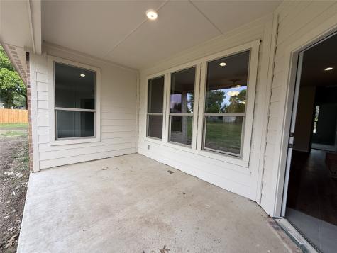 1203 Anthony Gainesville TX 76240