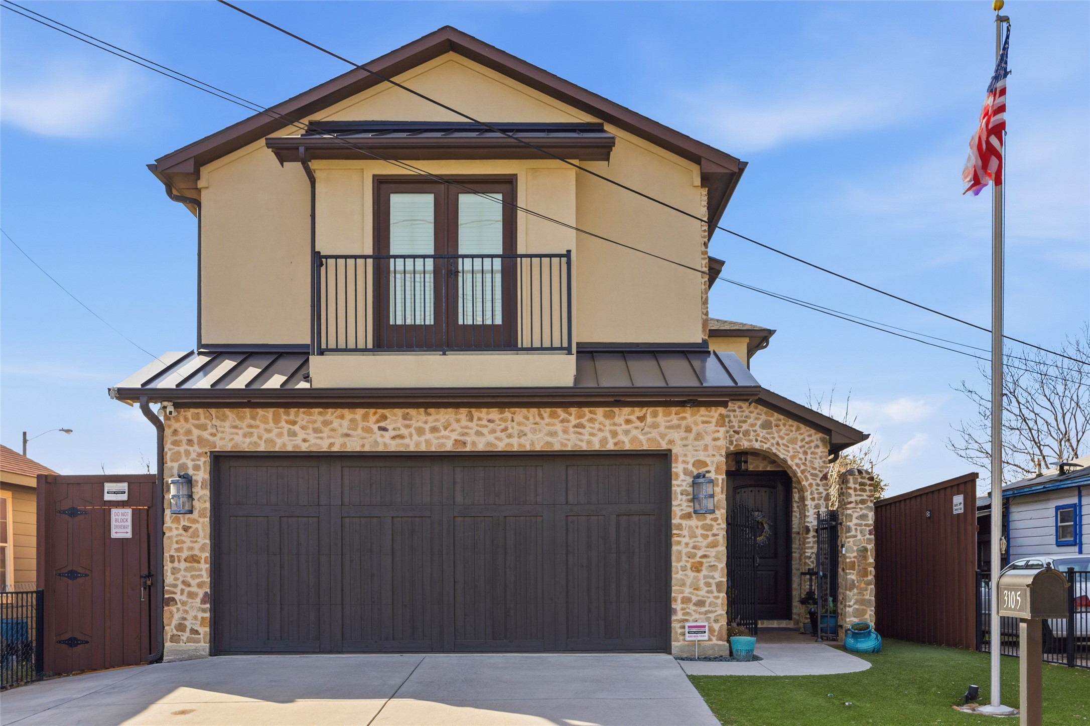 3105 Pastor Street Dallas TX 75212