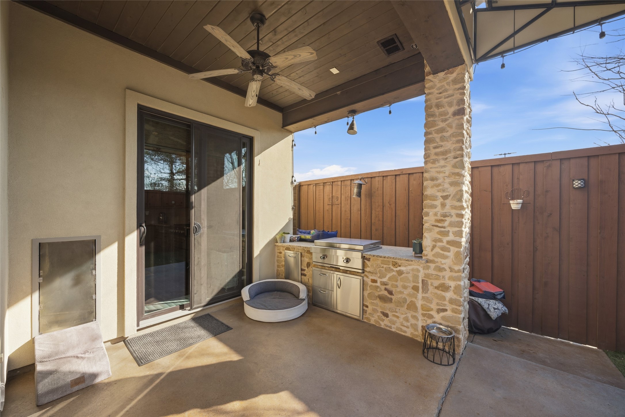 3105 Pastor Street Dallas TX 75212