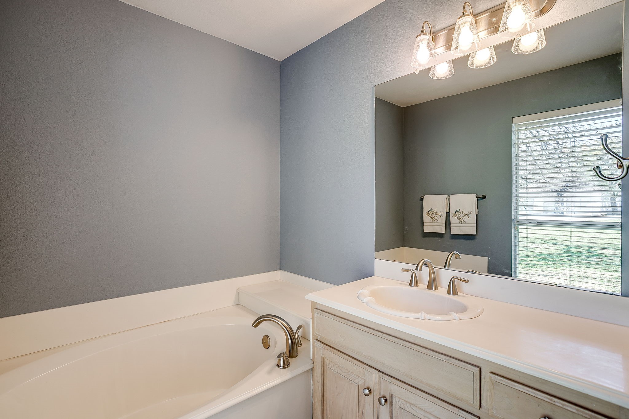 2300 Walter Smith Road Azle TX 76020