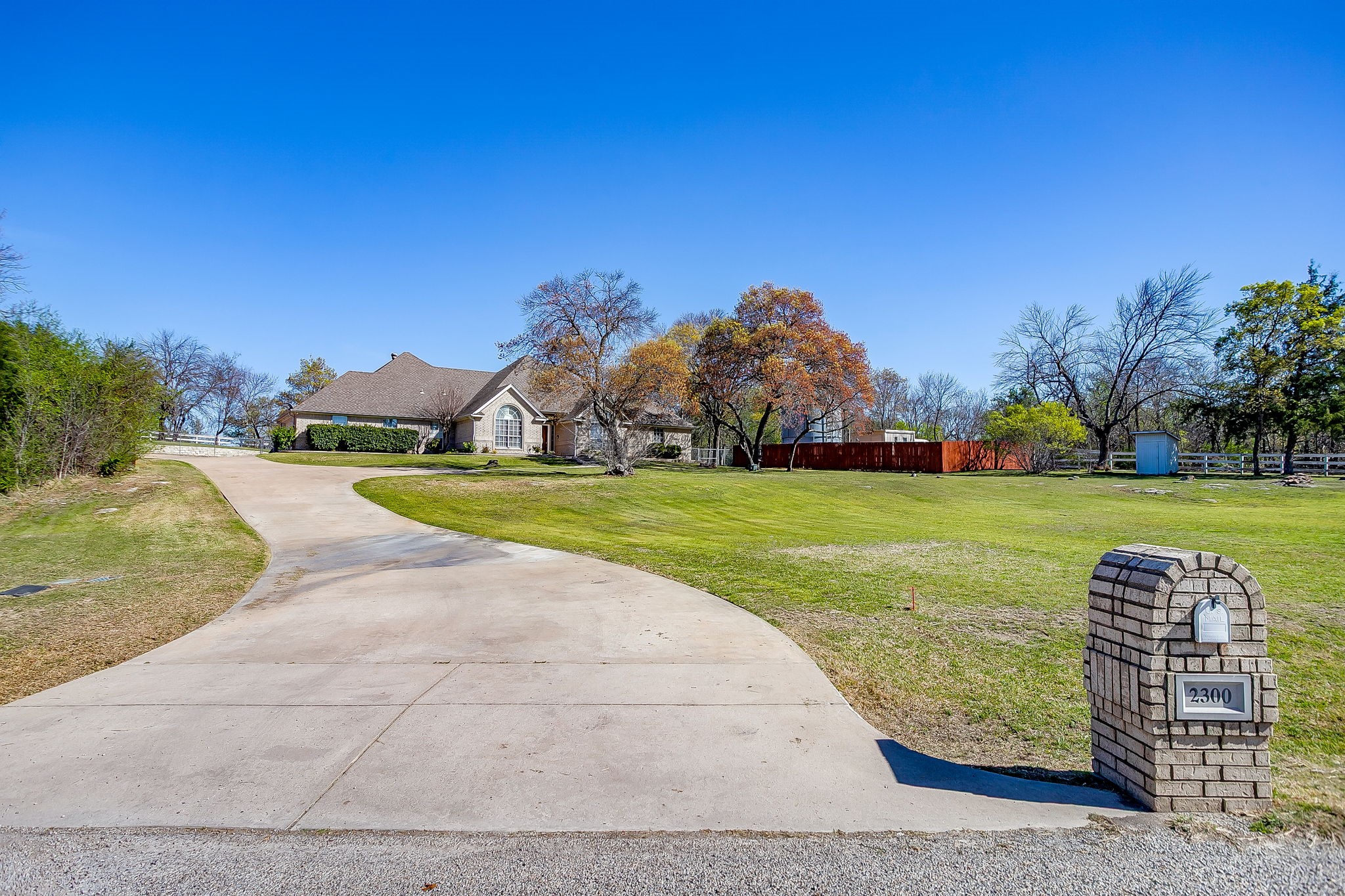 2300 Walter Smith Road Azle TX 76020