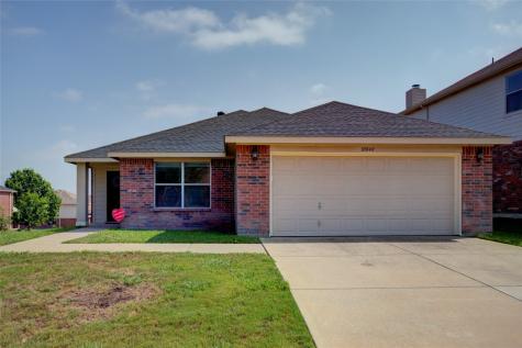 10040 Blue Bell Drive Fort Worth TX 76108