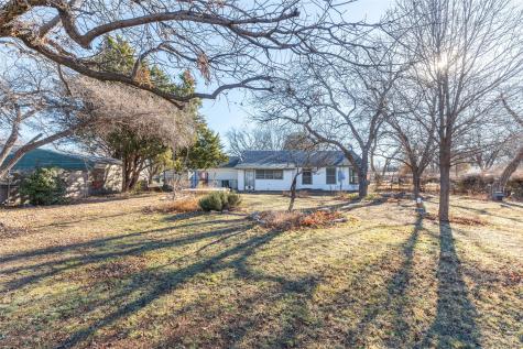 504 Oak Street Clyde TX 79510