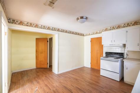 504 Oak Street Clyde TX 79510