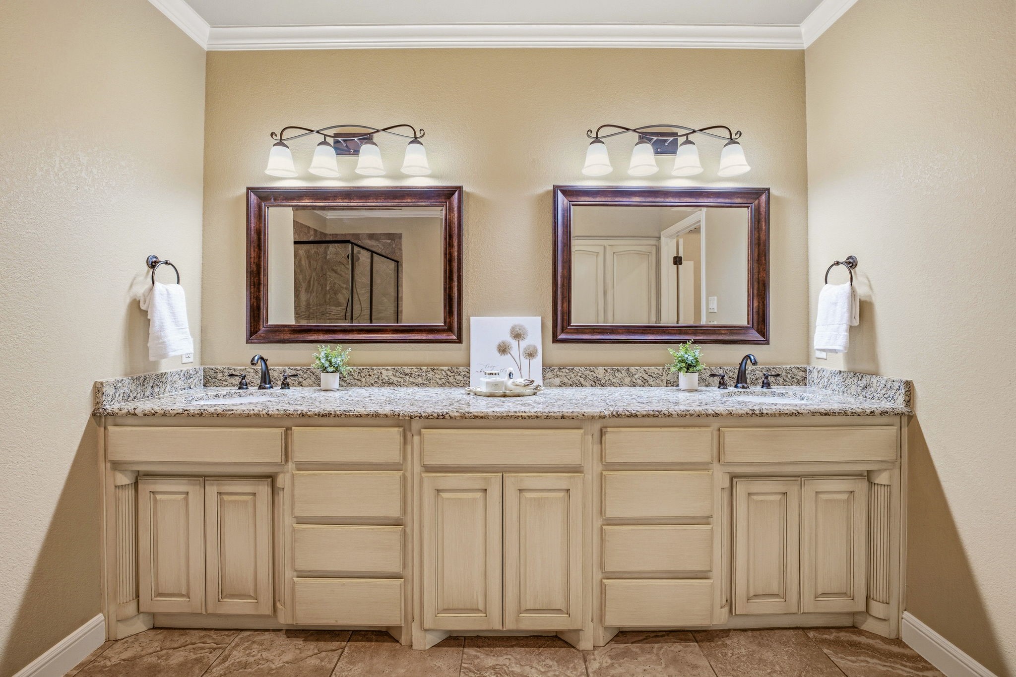 5711 Pebble Beach Drive Granbury TX 76049