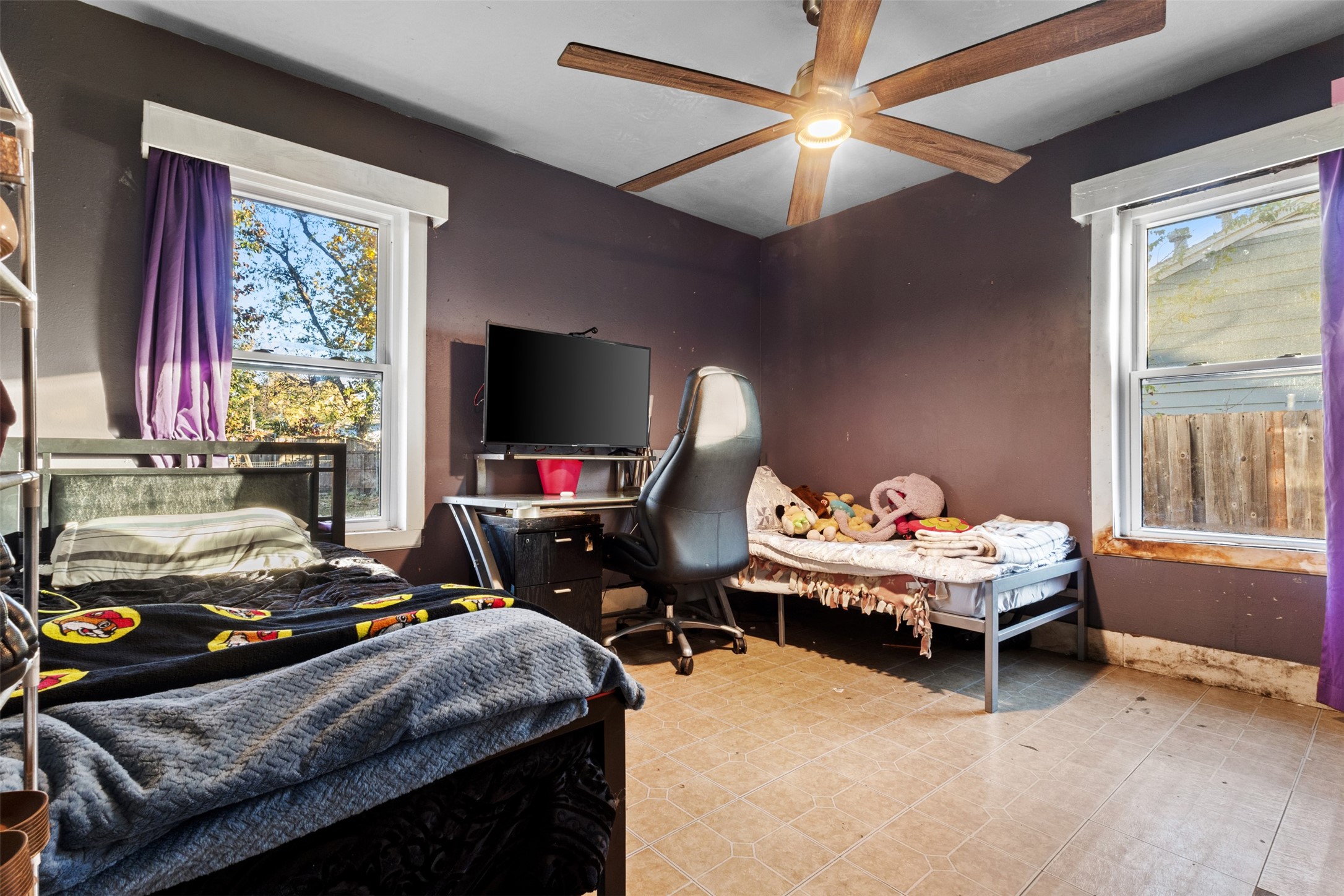 833 Dent Street Garland TX 75040