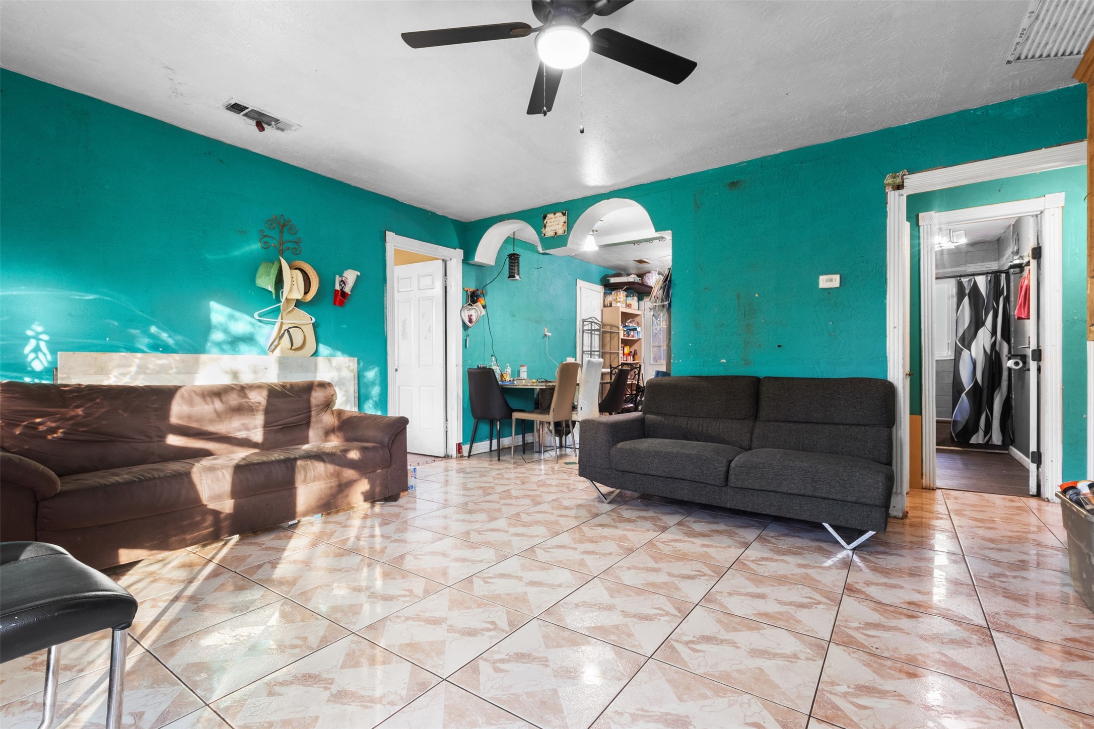 833 Dent Street Garland TX 75040