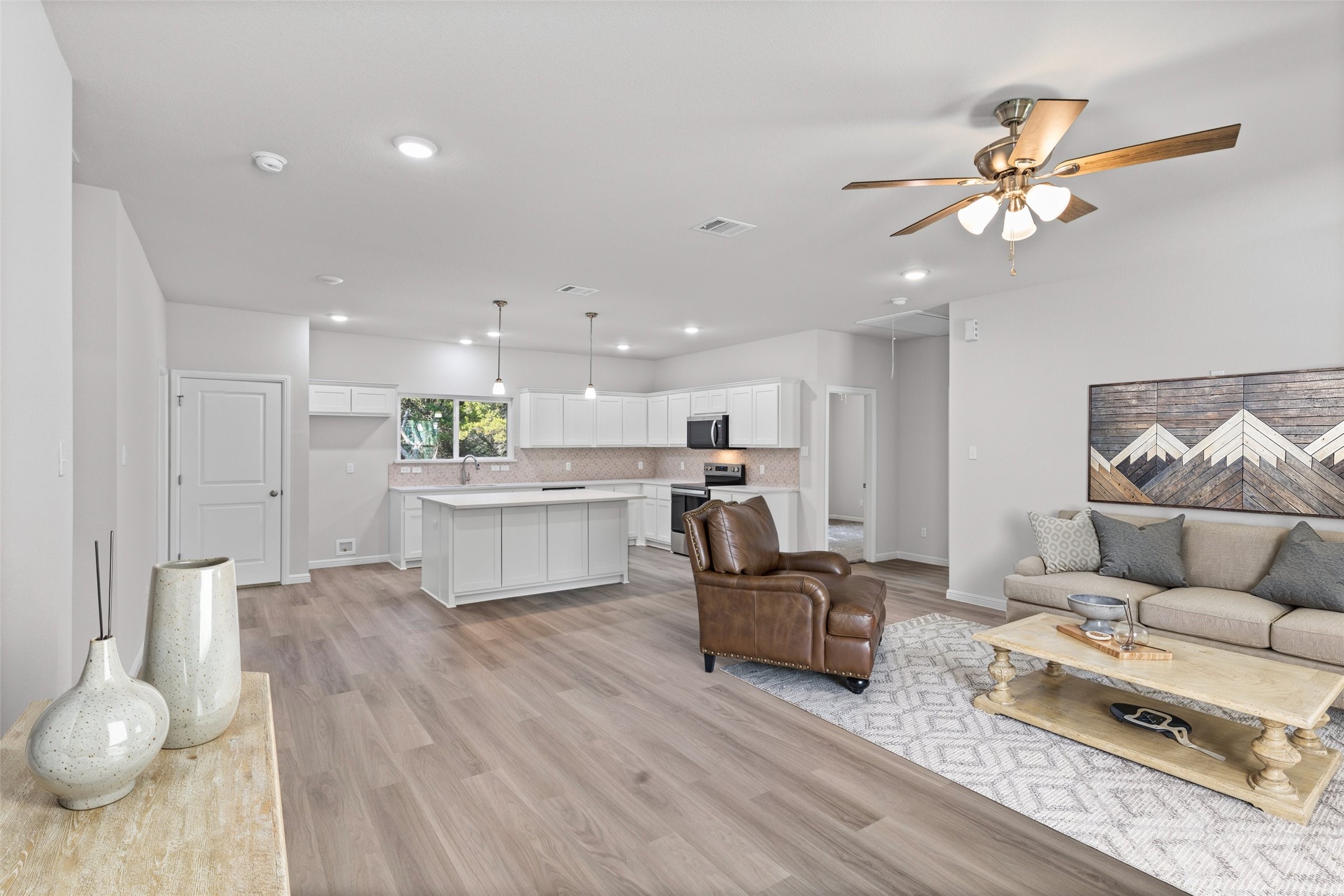 9320 Apache Trail Rio Vista TX 76093