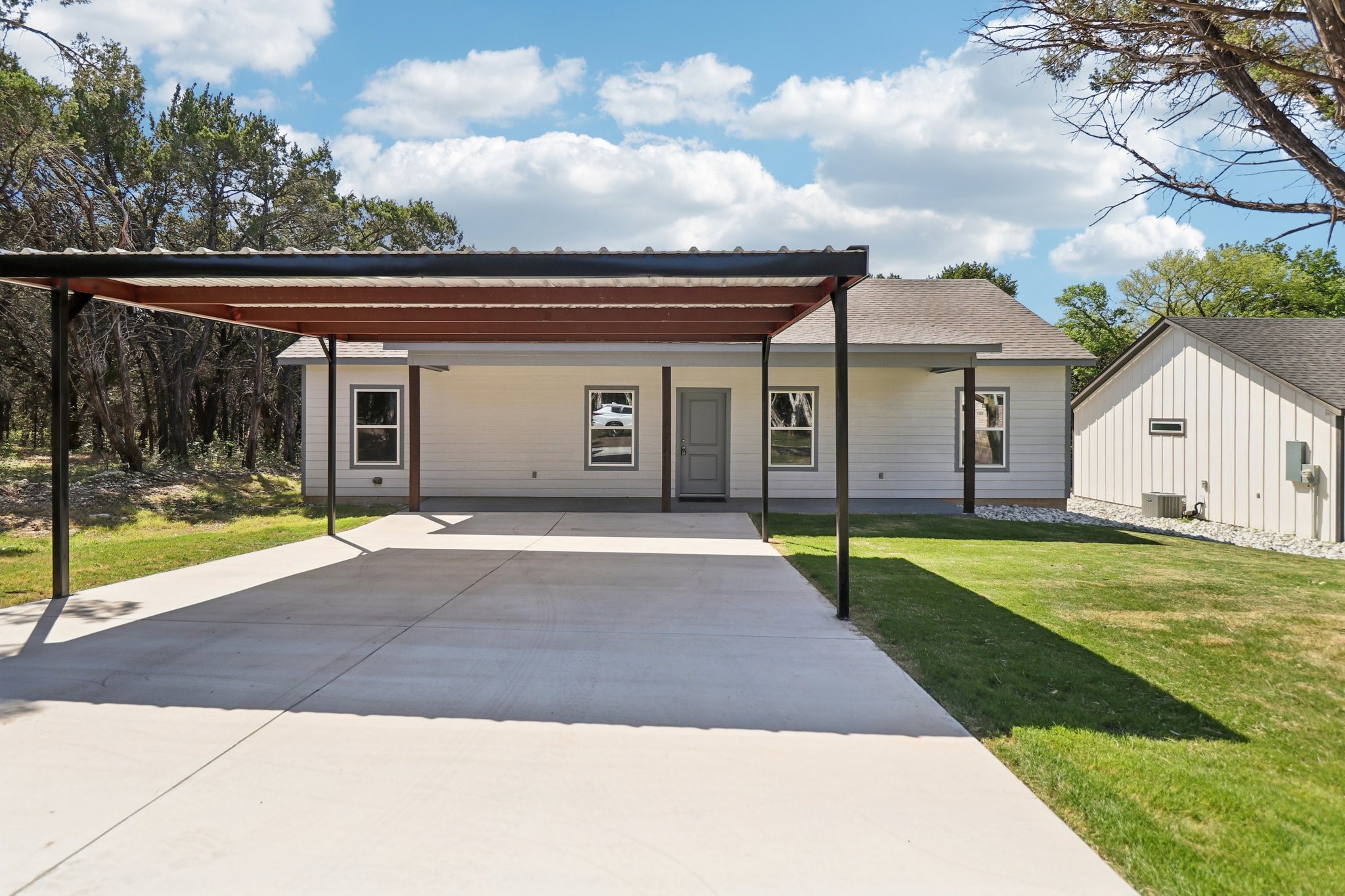 9320 Apache Trail Rio Vista TX 76093