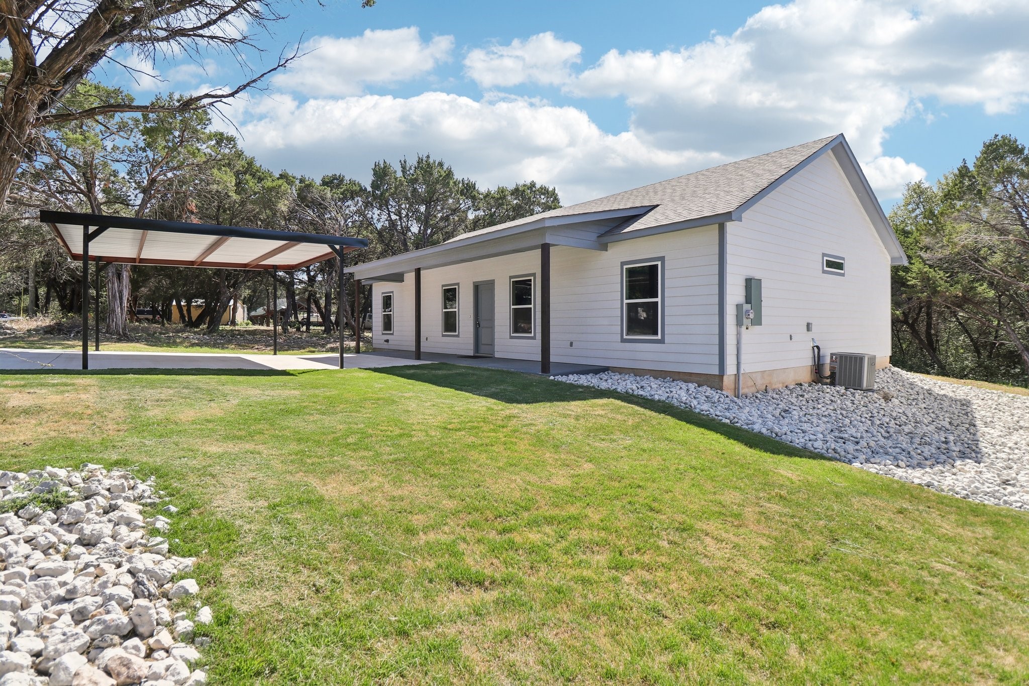 9320 Apache Trail Rio Vista TX 76093