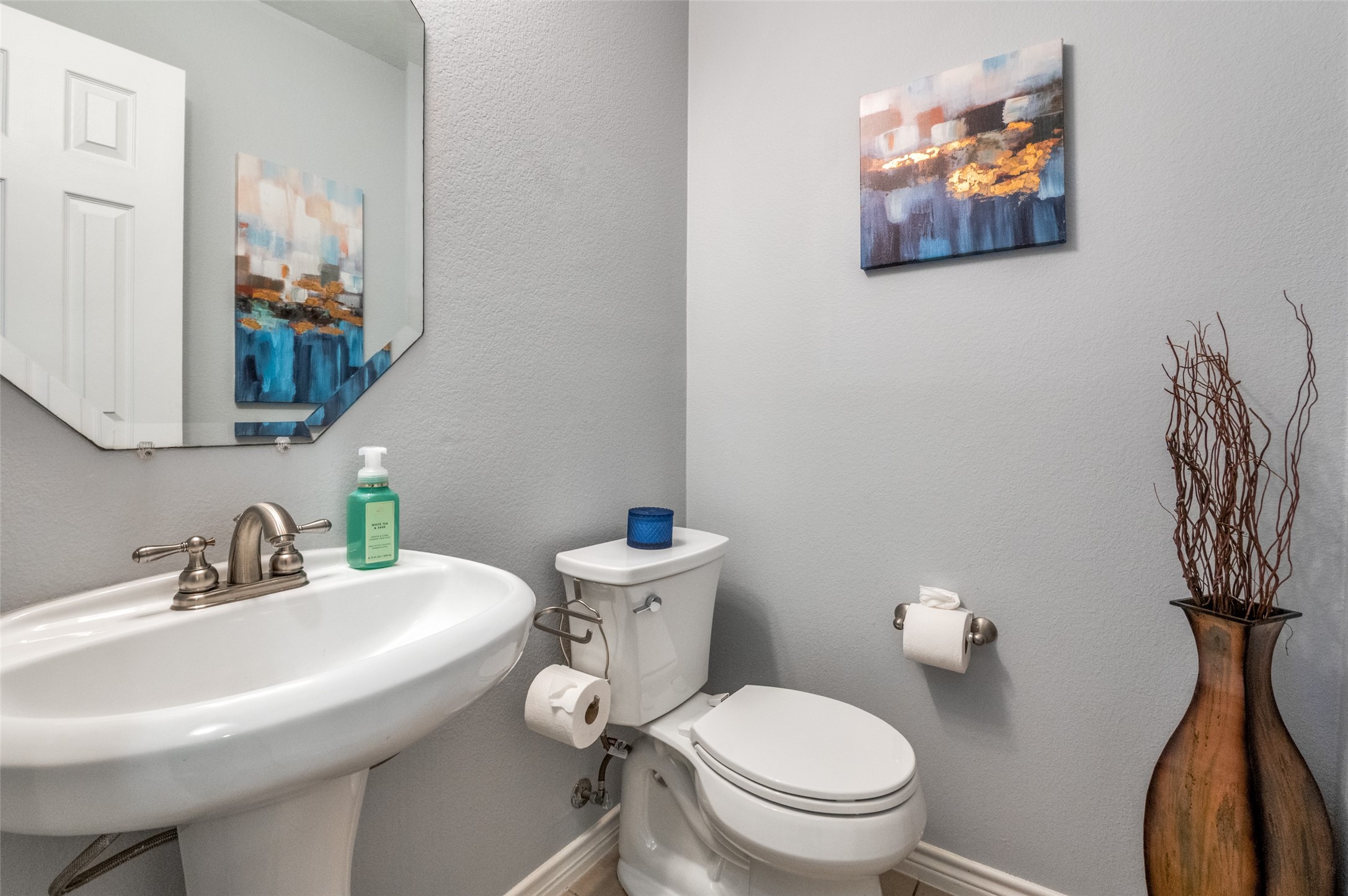 2731 Vela Grand Prairie TX 75054