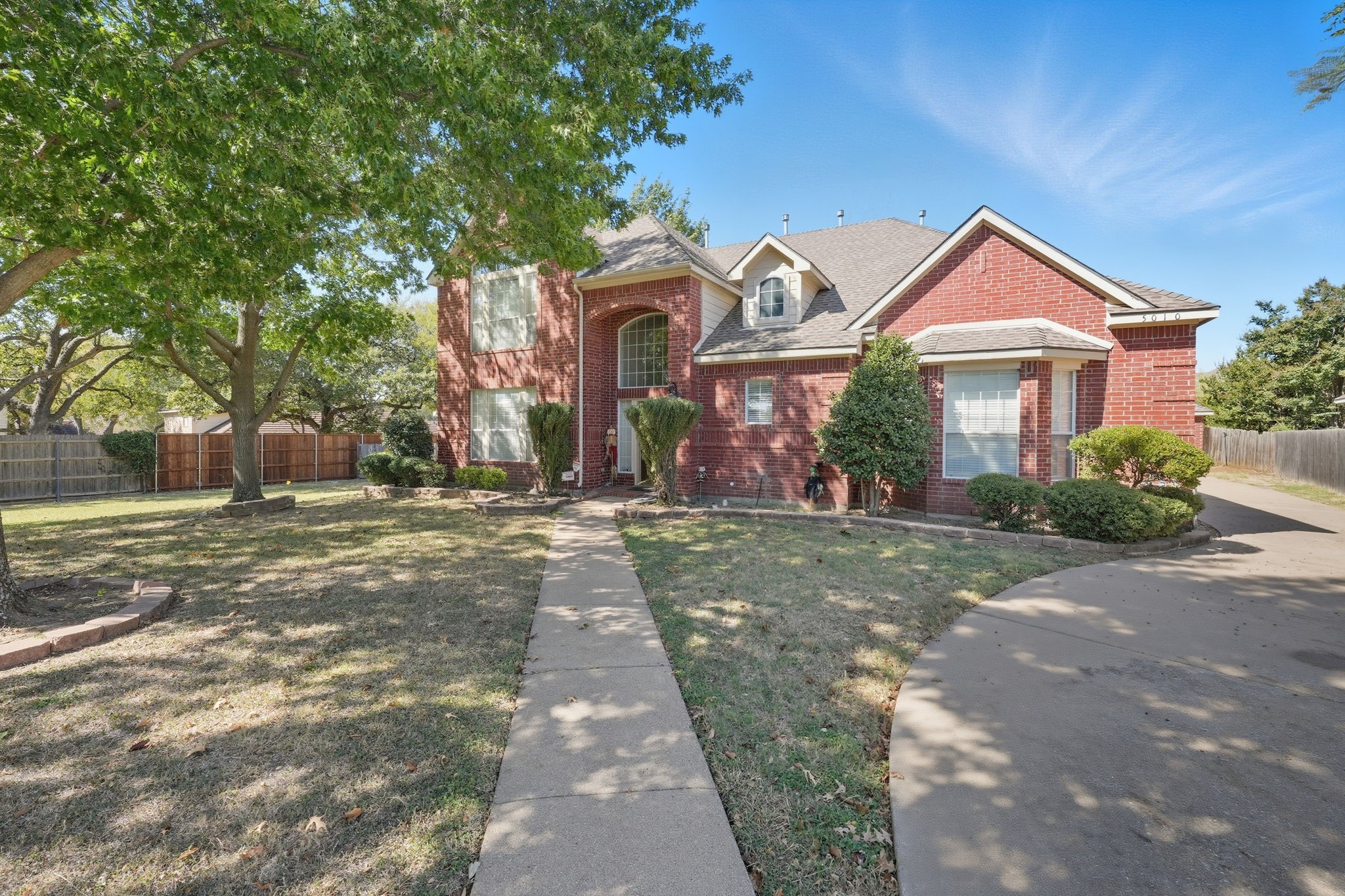 5010 Coventry Lane Arlington TX 76017