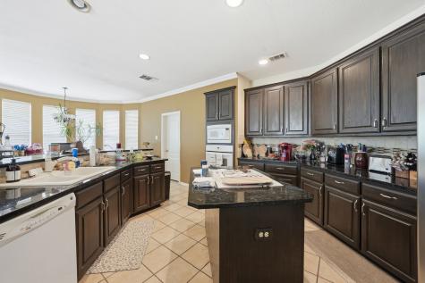5010 Coventry Lane Arlington TX 76017