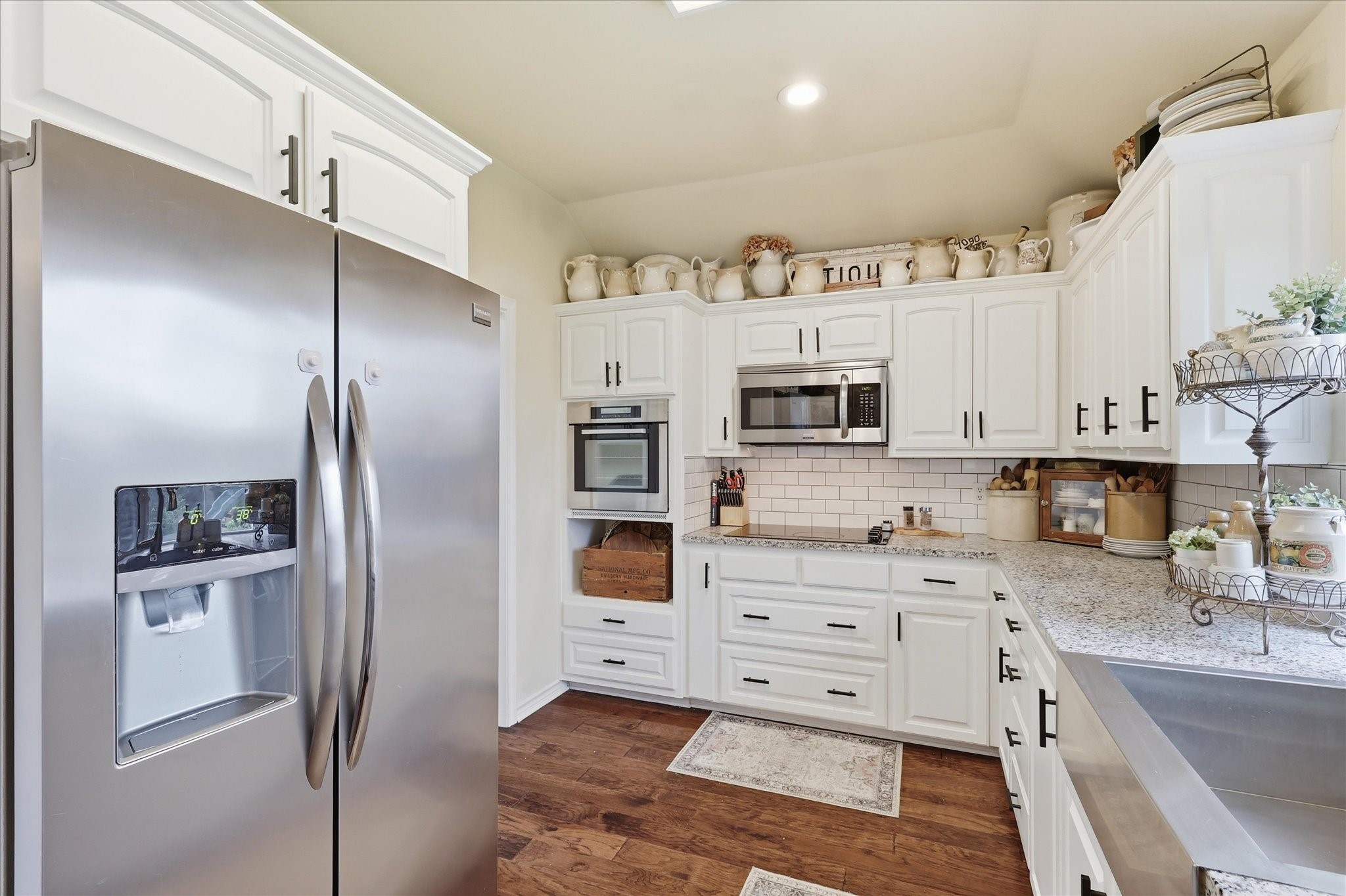 202 Colonial Heights Sanger TX 76266