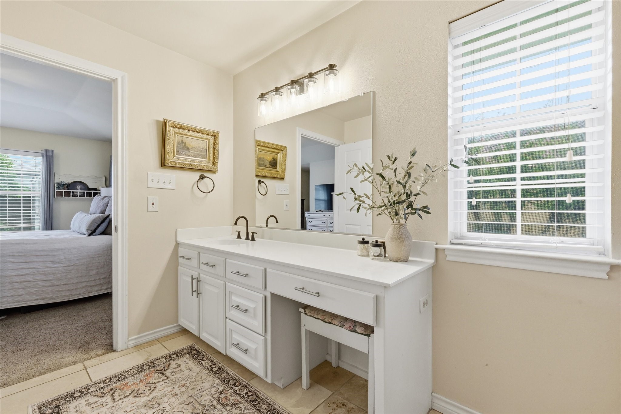202 Colonial Heights Sanger TX 76266