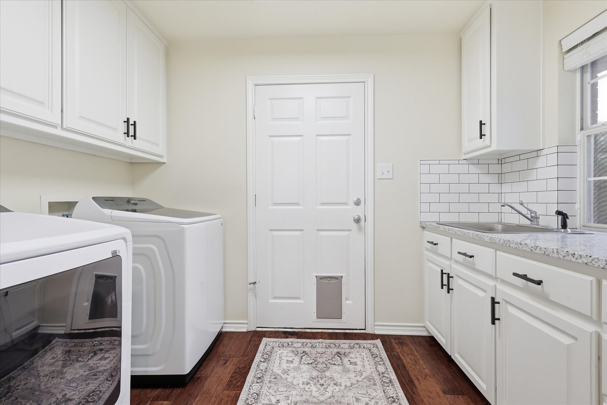 202 Colonial Heights Sanger TX 76266