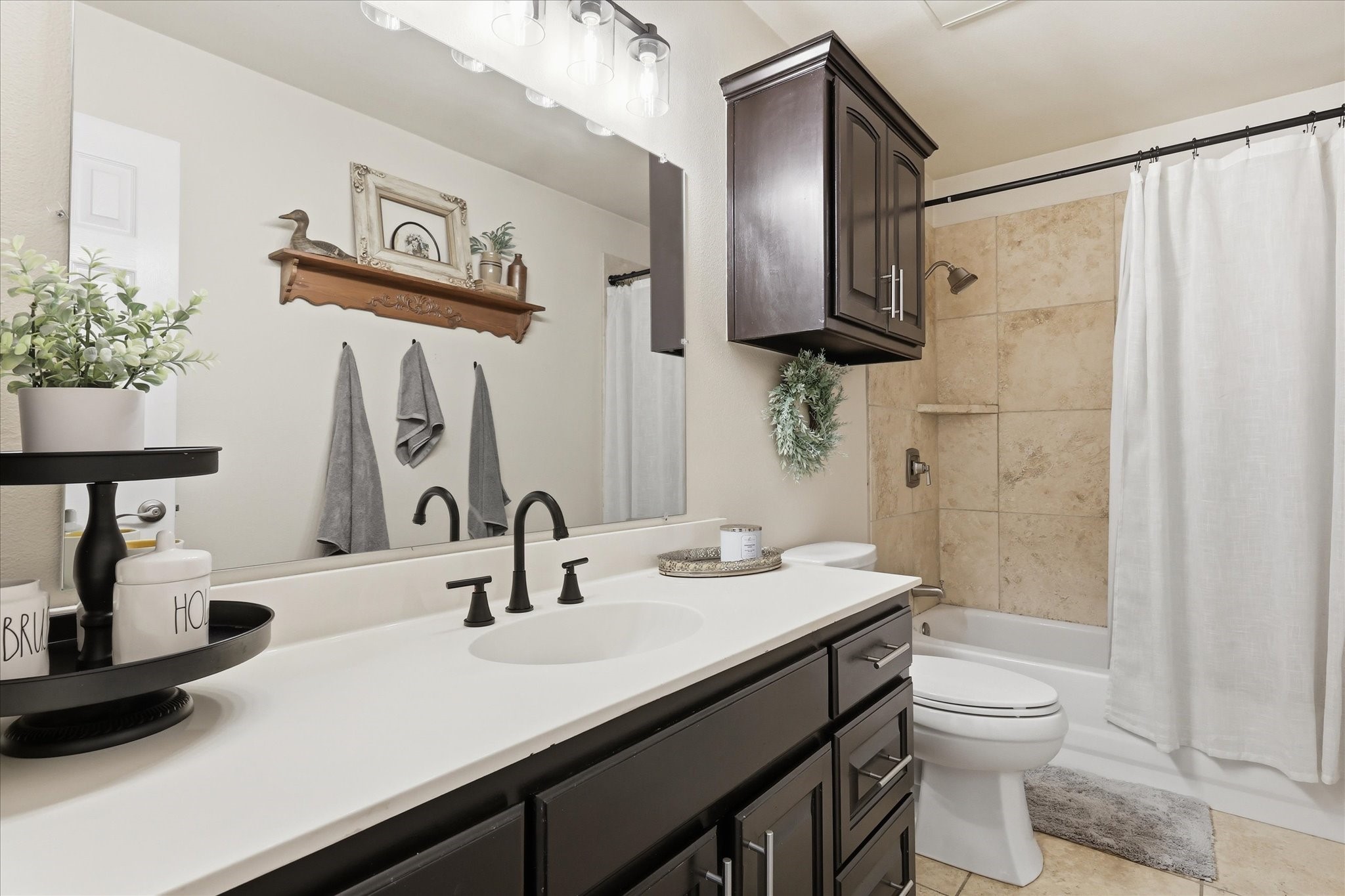202 Colonial Heights Sanger TX 76266