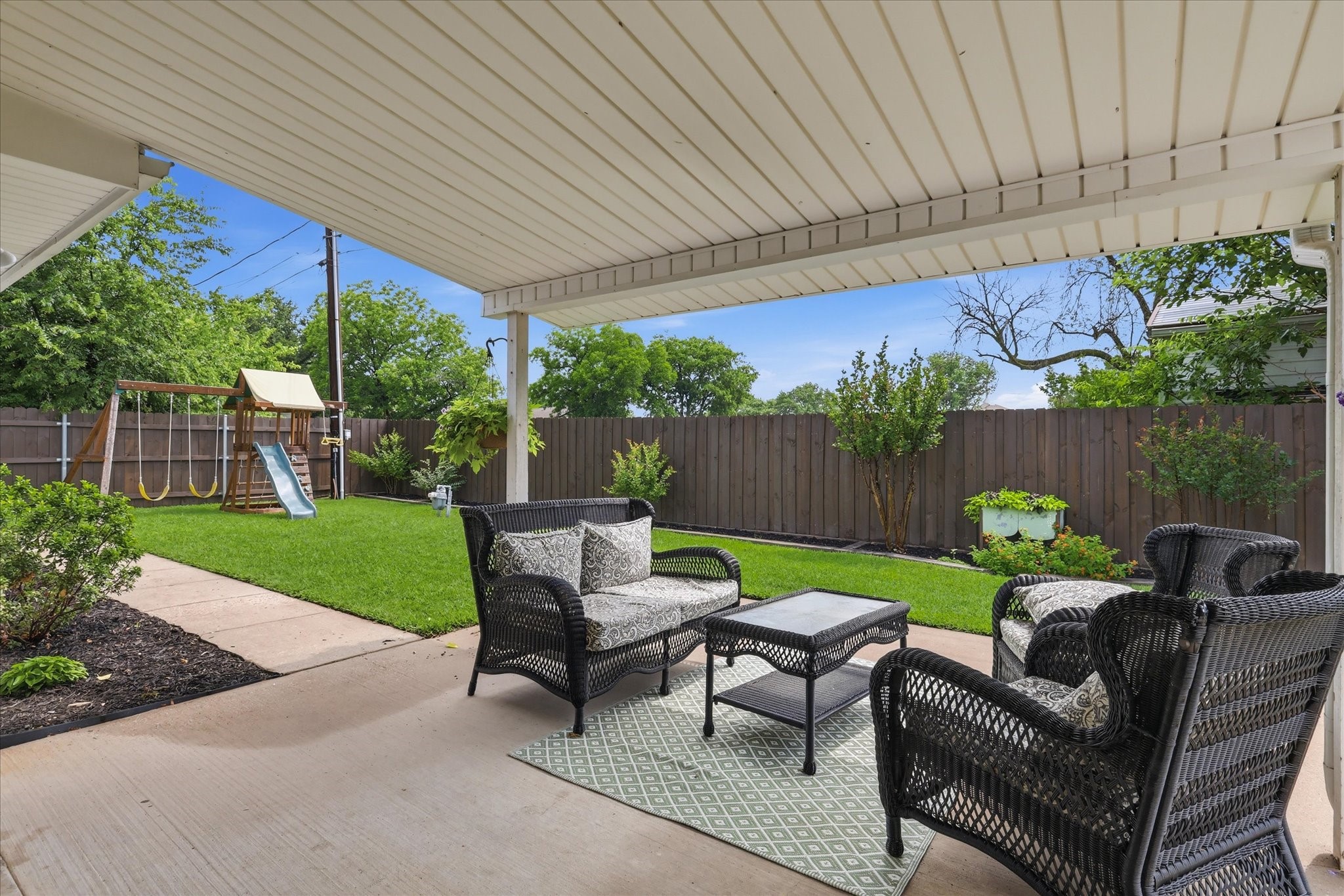 202 Colonial Heights Sanger TX 76266