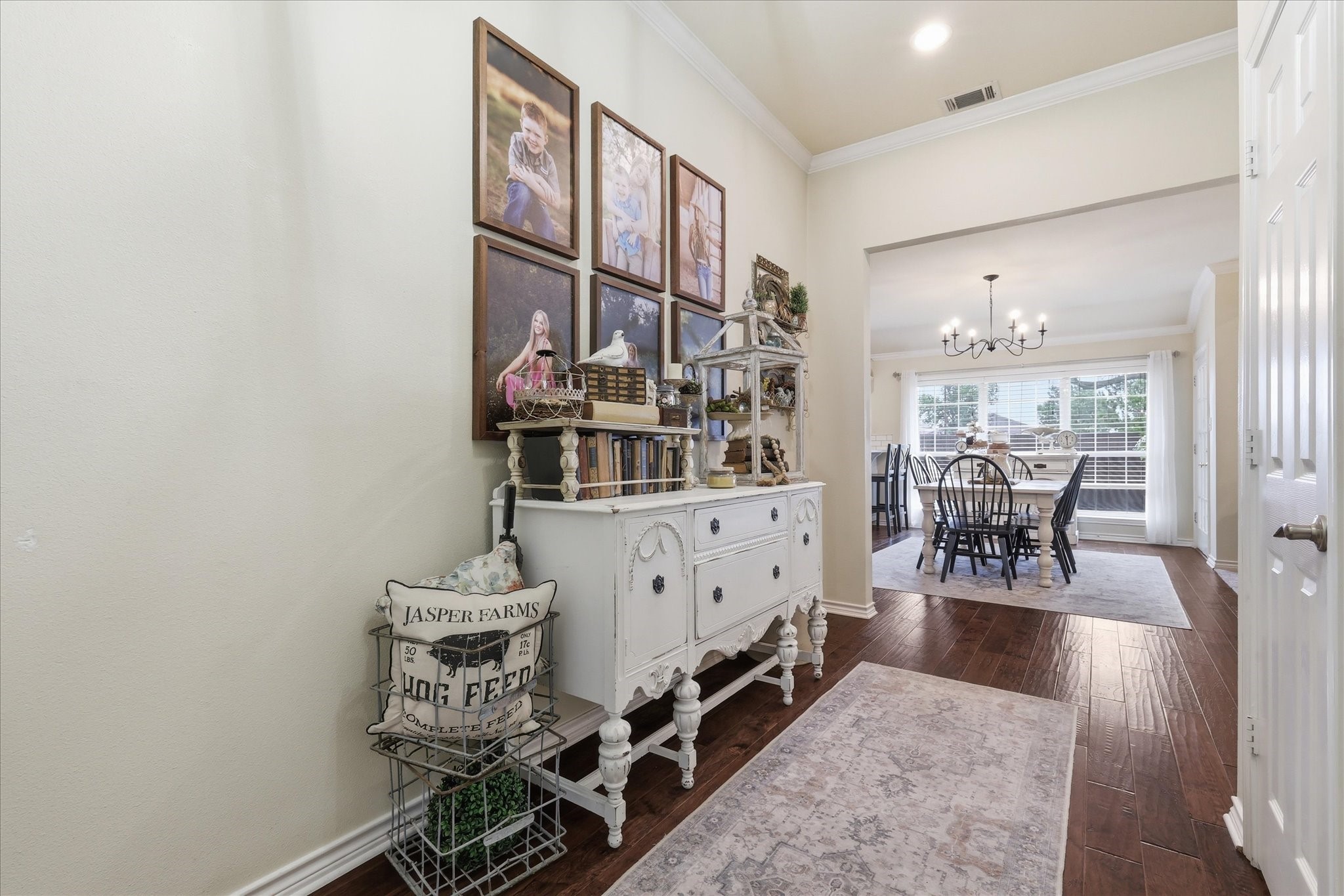 202 Colonial Heights Sanger TX 76266