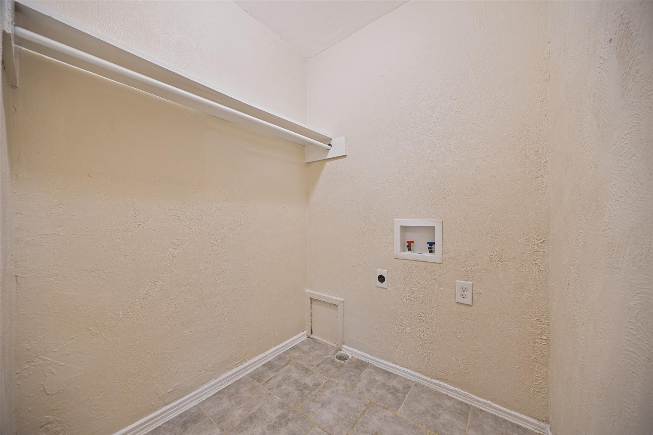 1821 Overhill Lane Dallas TX 75216