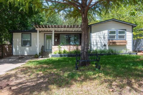 300 Willow Street Hurst TX 76053