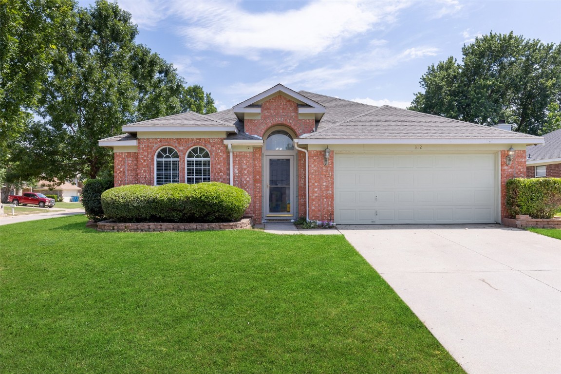 312 Scarlet Oak Drive Lake Dallas TX 75065
