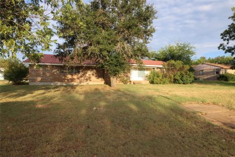 301 Travis Street Ranger TX 76470