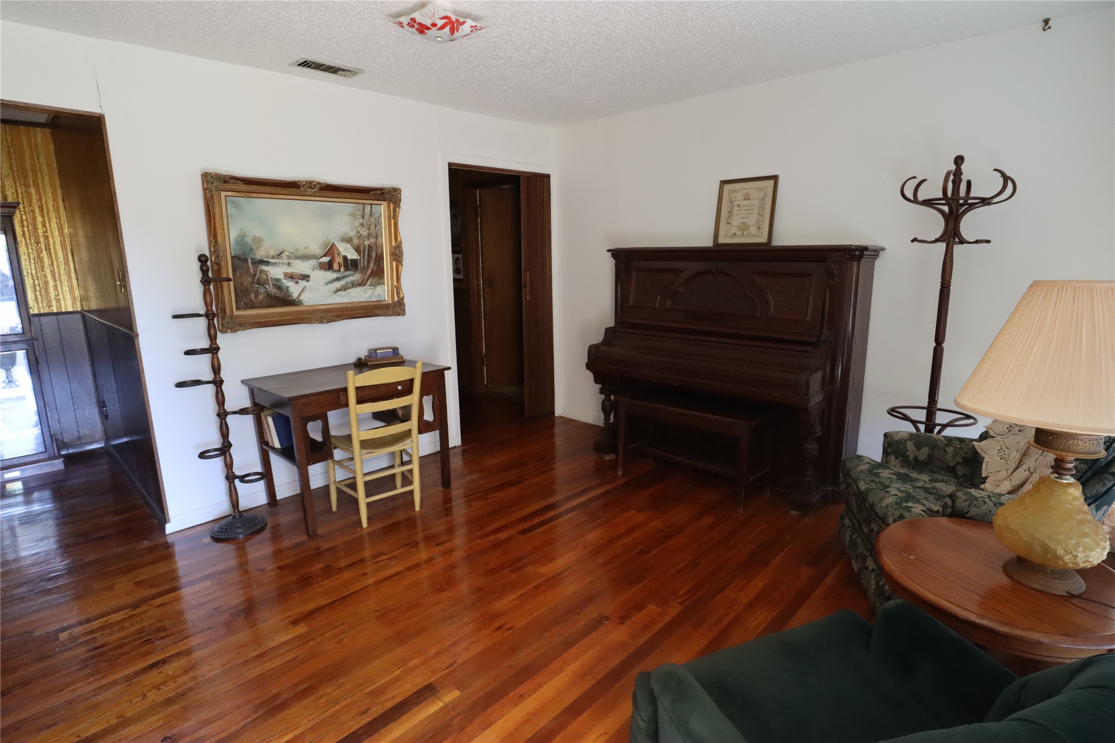301 Travis Street Ranger TX 76470