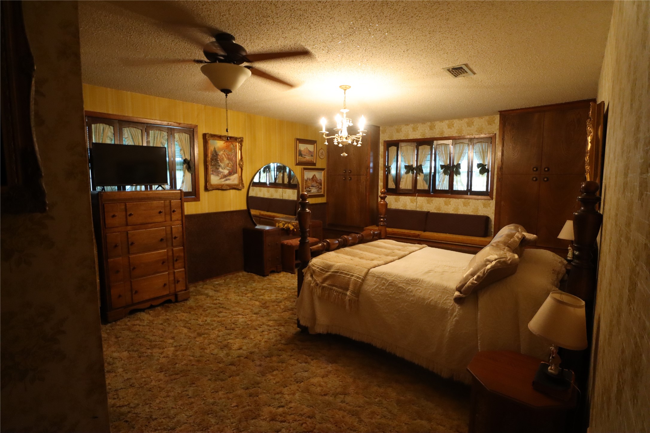 301 Travis Street Ranger TX 76470