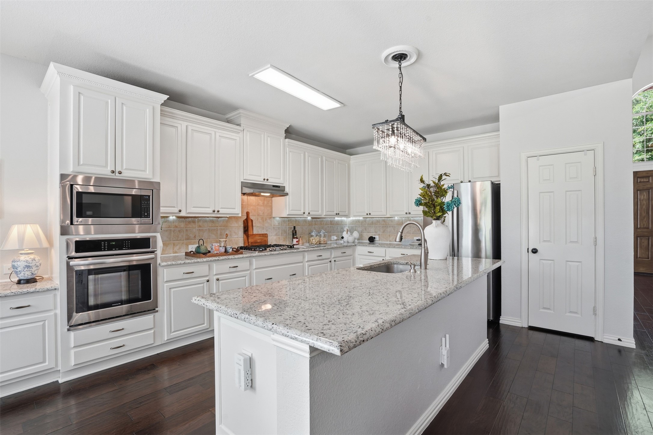 913 Royal Oaks Drive Mckinney TX 75072
