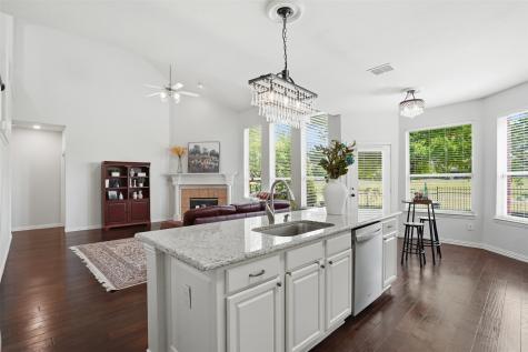 913 Royal Oaks Drive Mckinney TX 75072