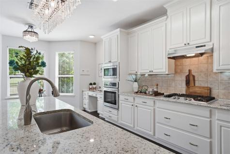 913 Royal Oaks Drive Mckinney TX 75072