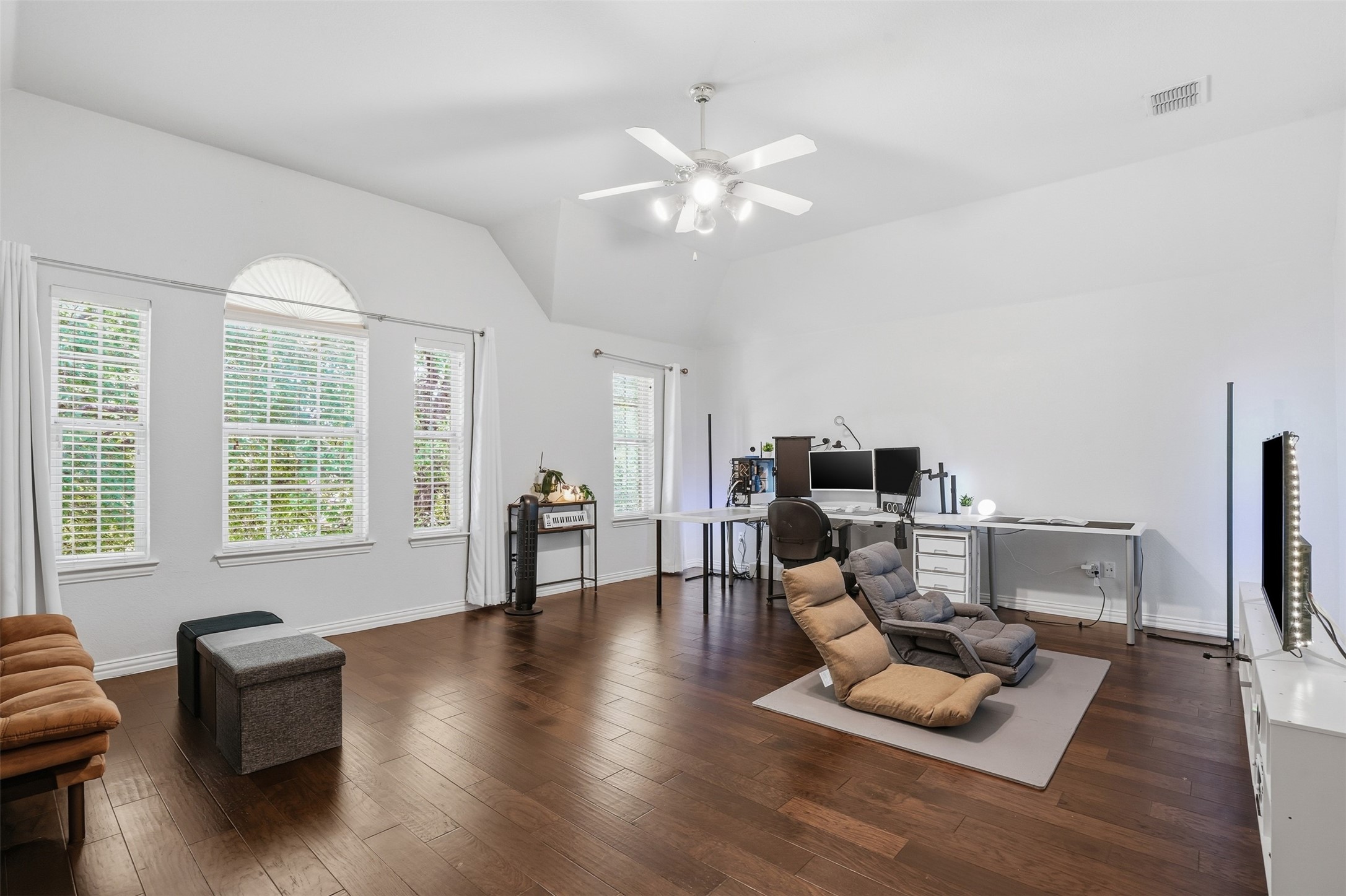 913 Royal Oaks Drive Mckinney TX 75072