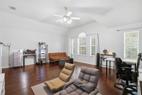 913 Royal Oaks Drive Mckinney TX 75072
