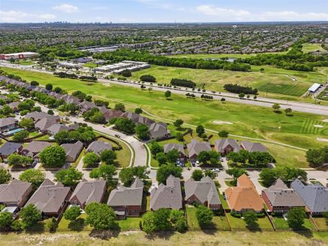 913 Royal Oaks Drive Mckinney TX 75072