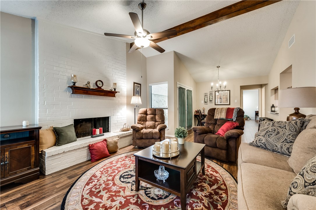 419 San Mateo Drive Garland TX 75043
