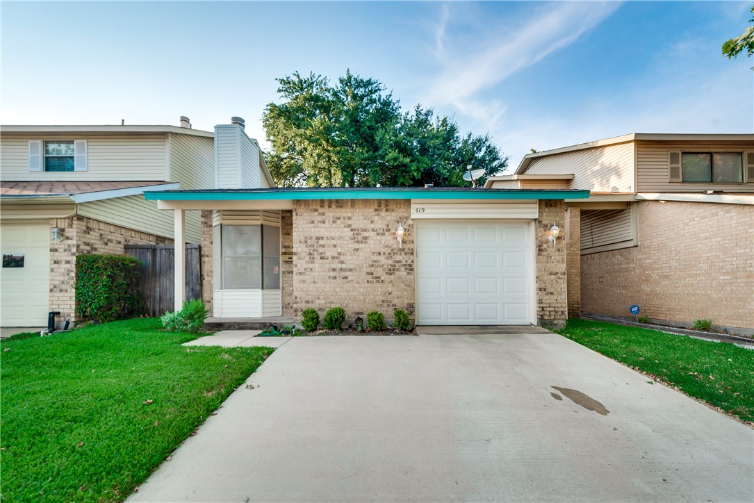419 San Mateo Drive Garland TX 75043