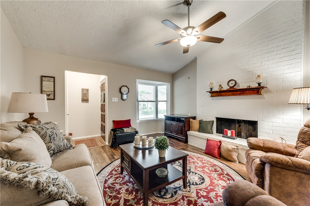 419 San Mateo Drive Garland TX 75043