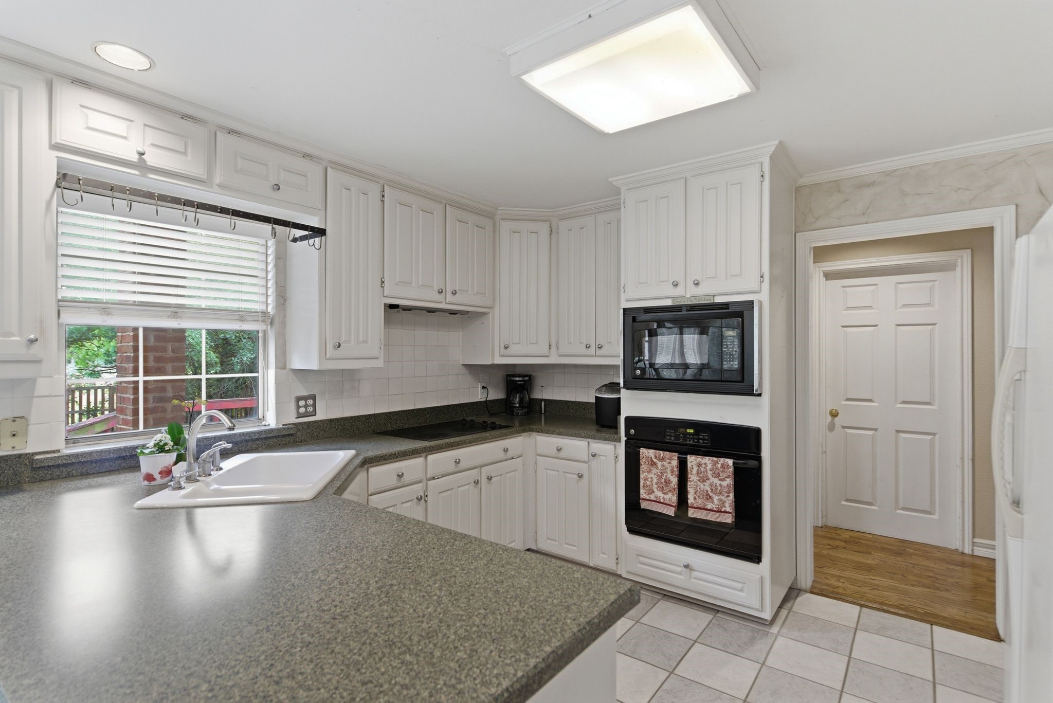 428 Moran Drive Highland Village TX 75077
