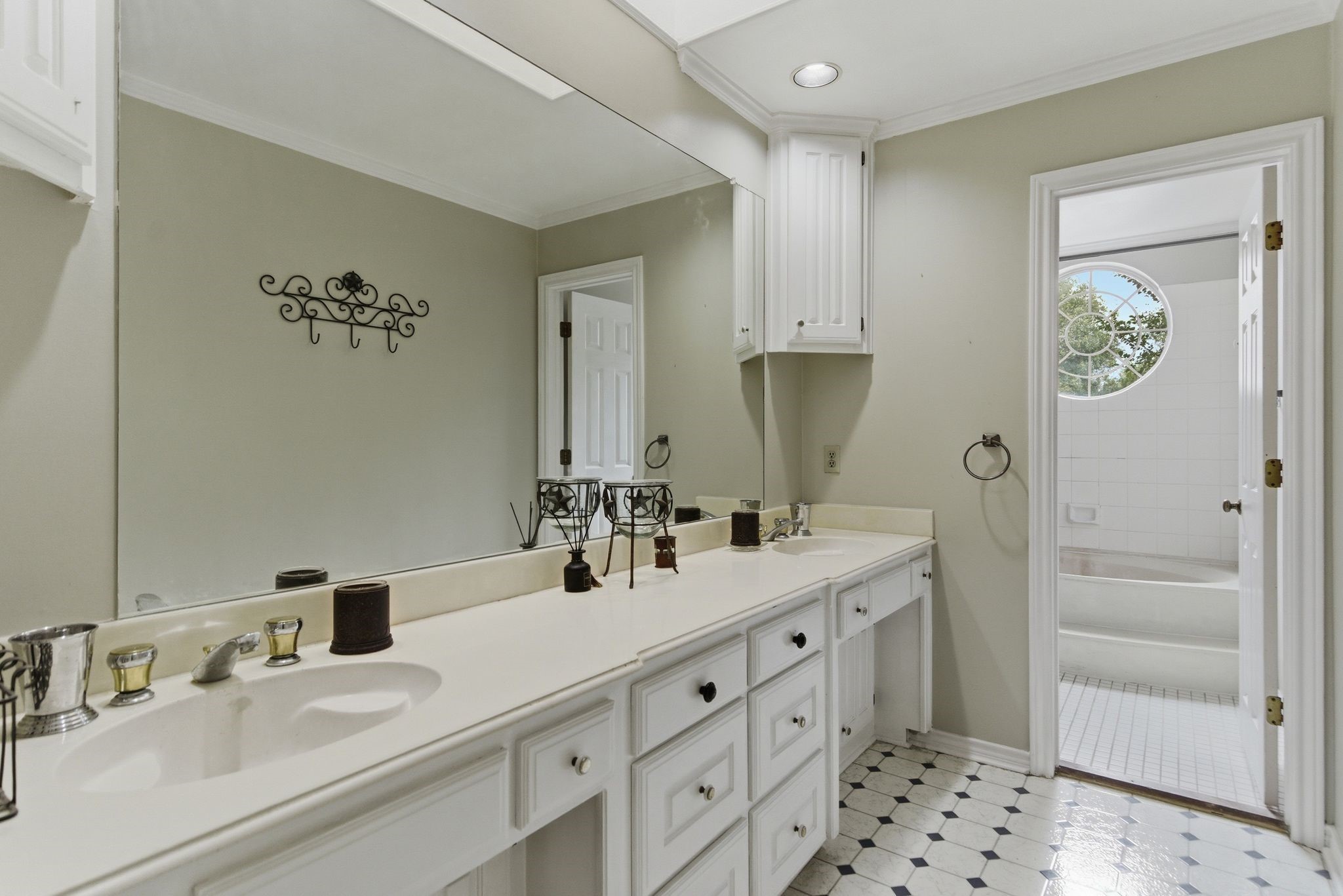 428 Moran Drive Highland Village TX 75077