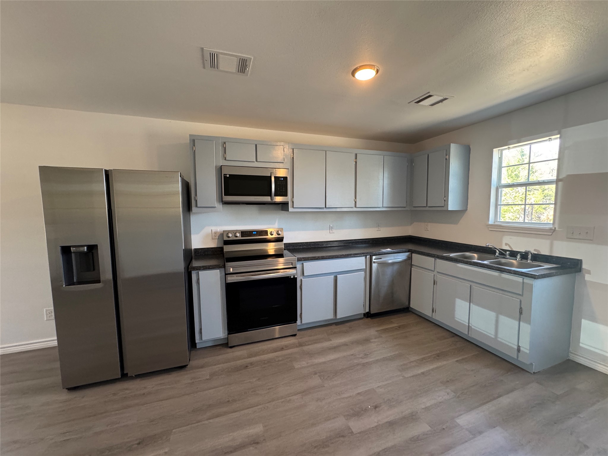 232 E Quanah Road Mabank TX 75156