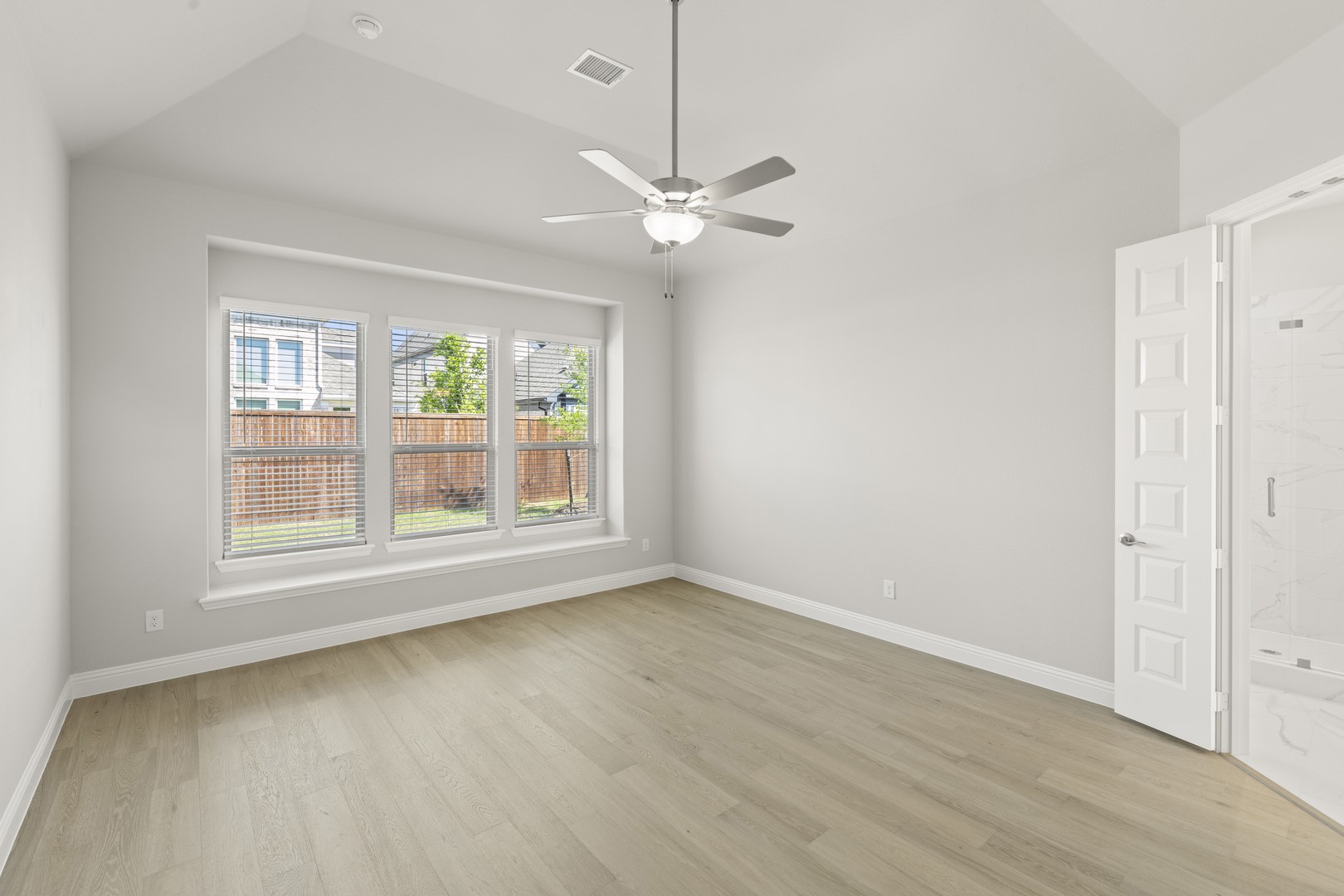 3800 Lochwood Drive Rowlett TX 75088