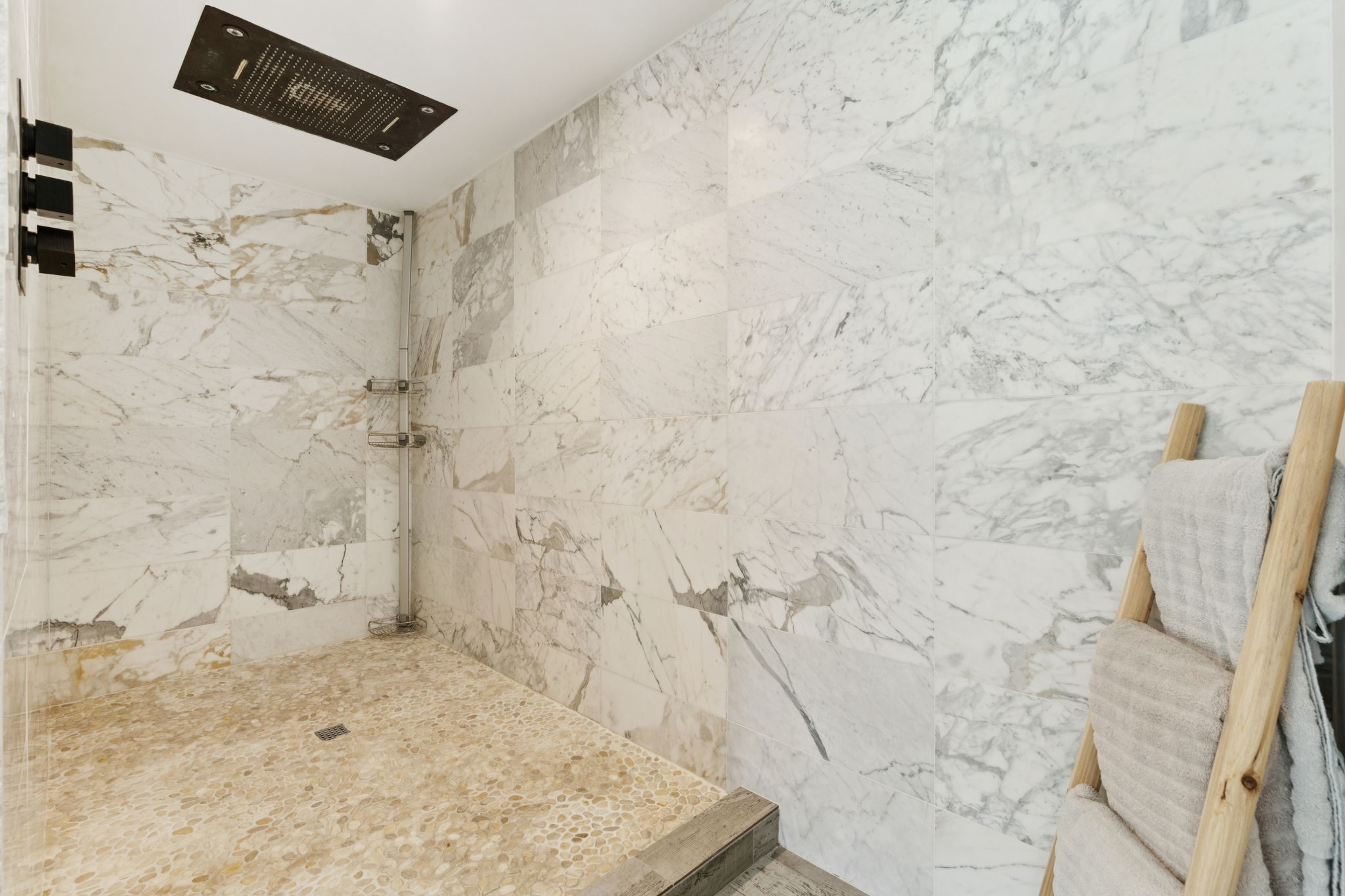 4863 Allencrest Lane Dallas TX 75244