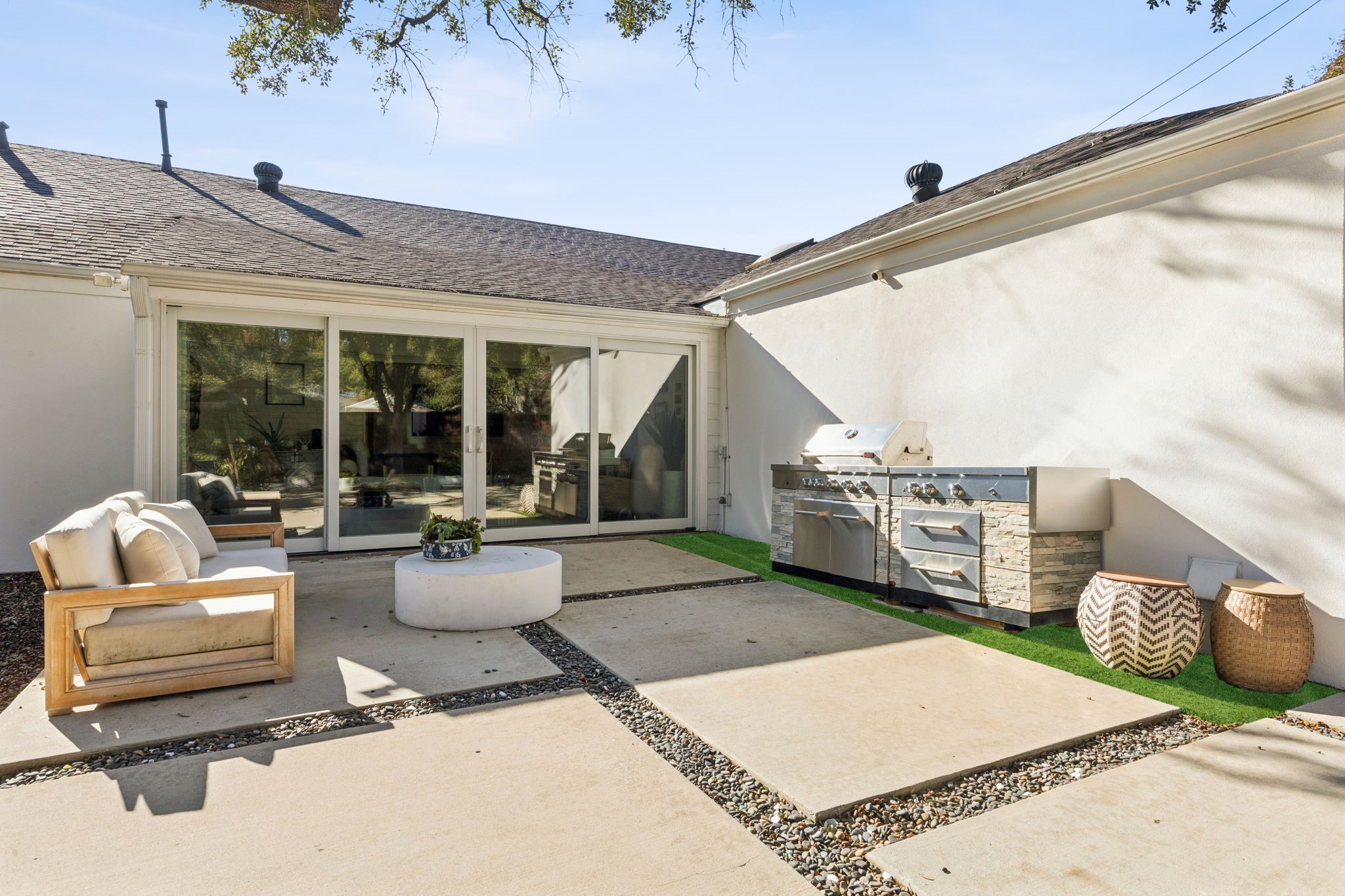 4863 Allencrest Lane Dallas TX 75244
