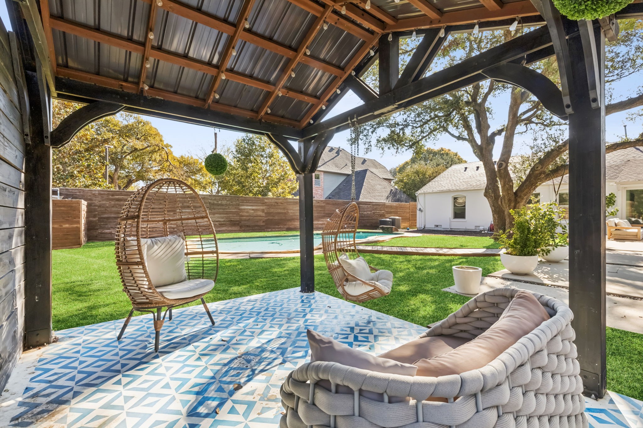 4863 Allencrest Lane Dallas TX 75244
