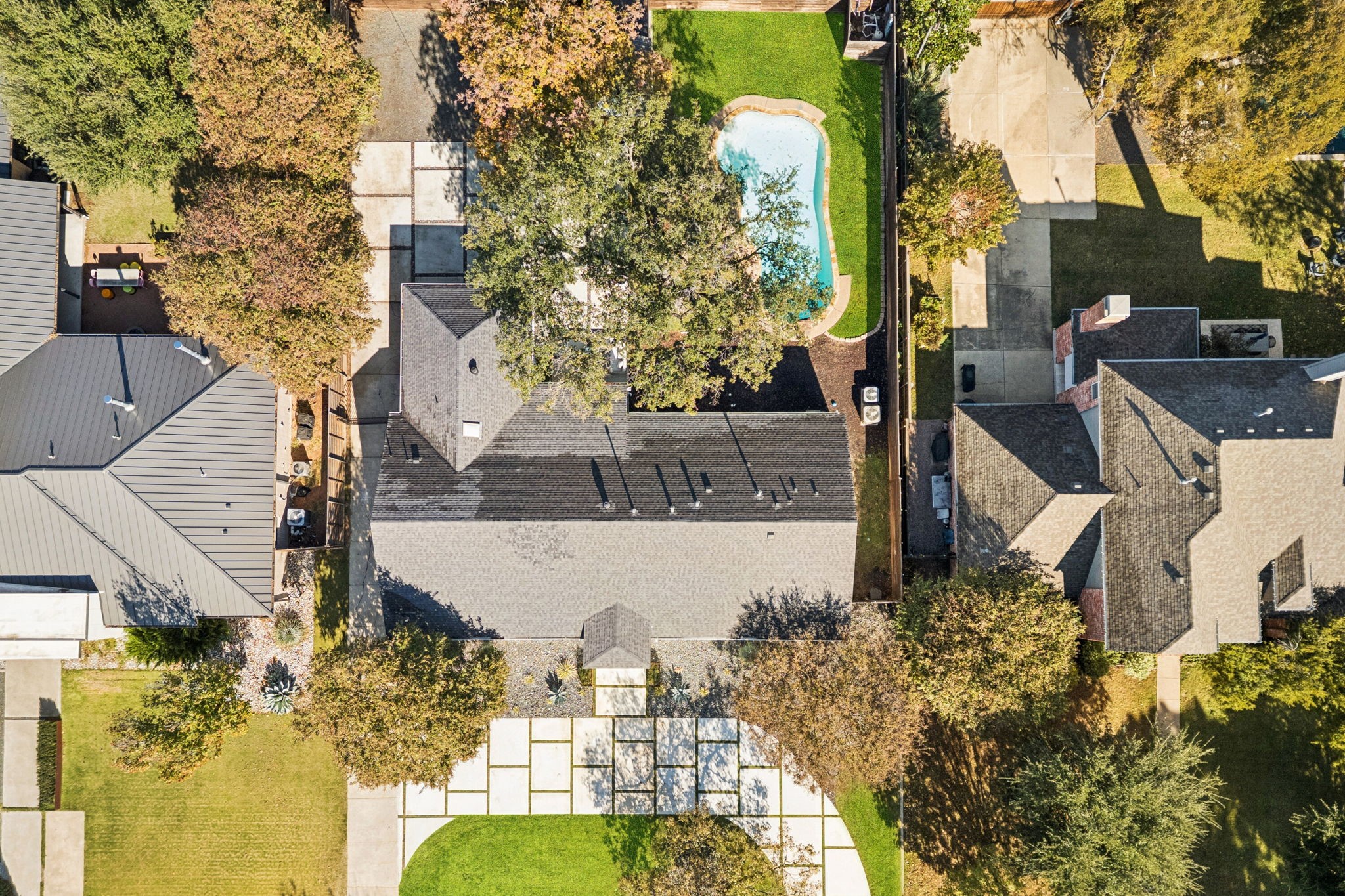 4863 Allencrest Lane Dallas TX 75244
