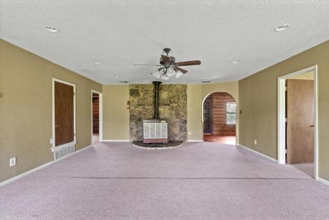800 County Road 426 Cleburne TX 76031