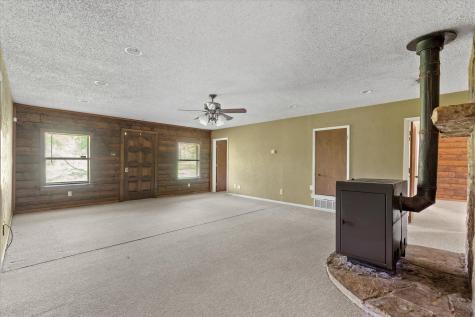 800 County Road 426 Cleburne TX 76031